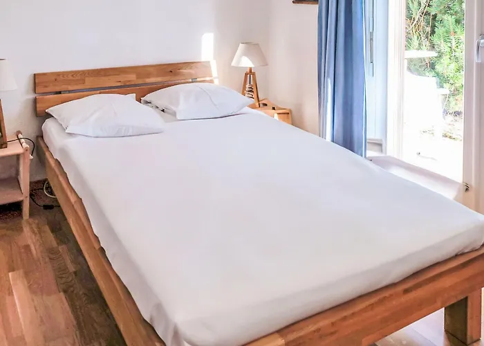 Eden Roc 53 By Interhome דירה