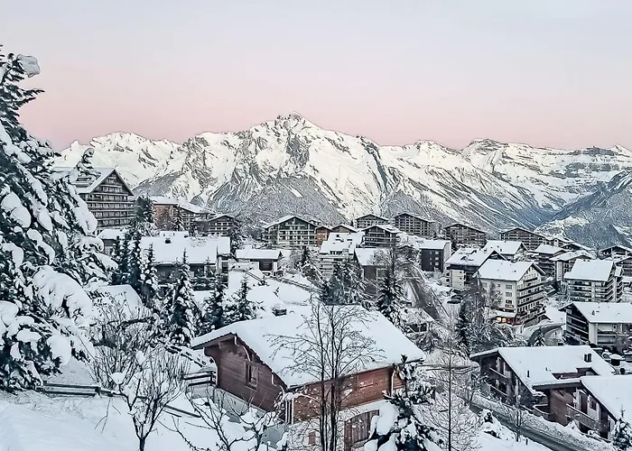 Eden Roc 53 By Interhome דירה ננדה